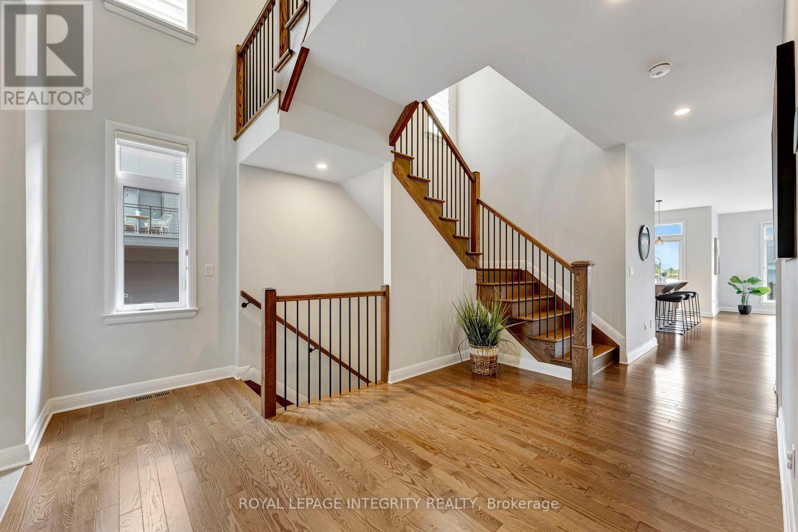 885 Moses Tennisco Street, Ottawa, Ontario  K1K 5A2 - Photo 3 - X12804350