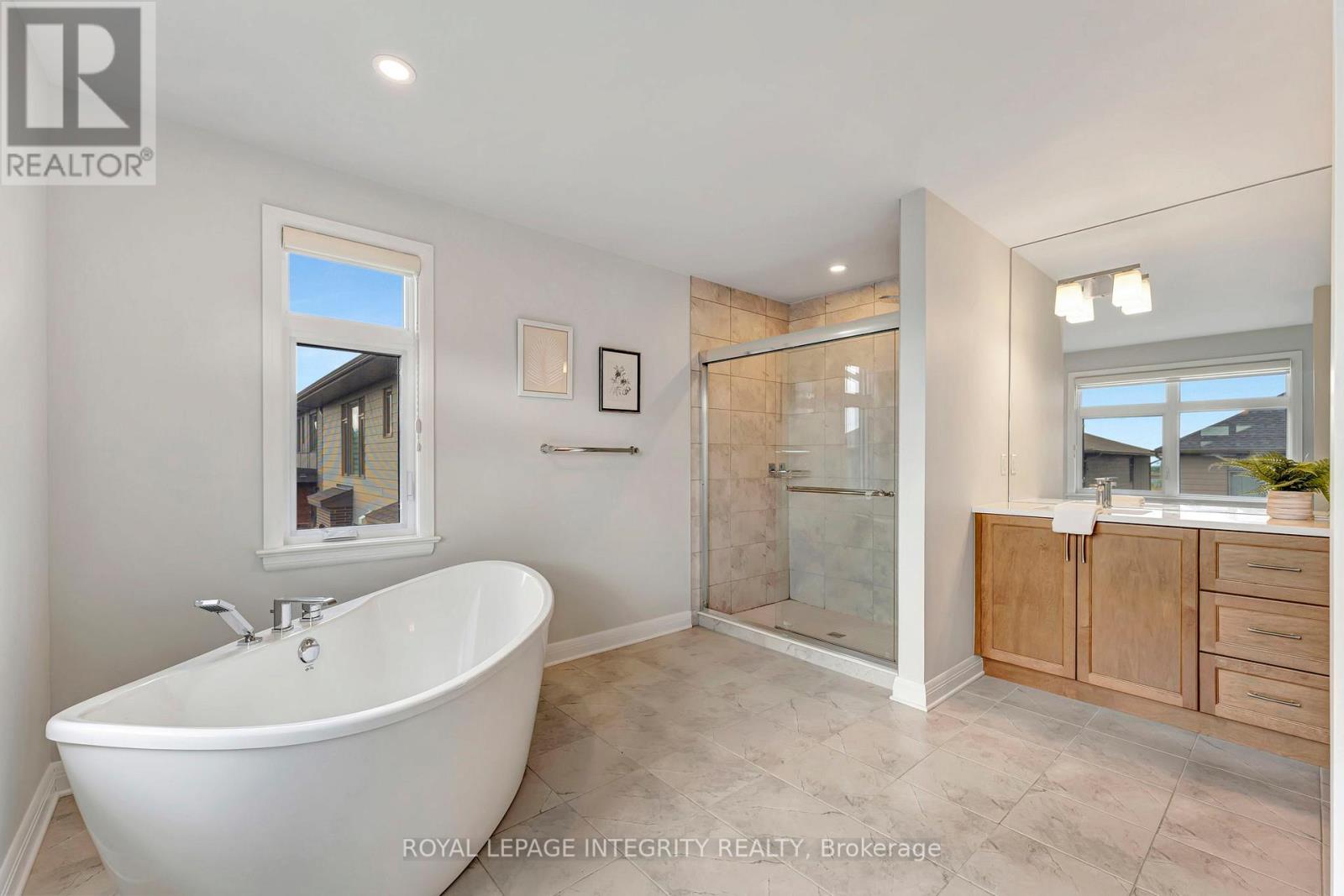 885 Moses Tennisco Street, Ottawa, Ontario  K1K 5A2 - Photo 37 - X12804350