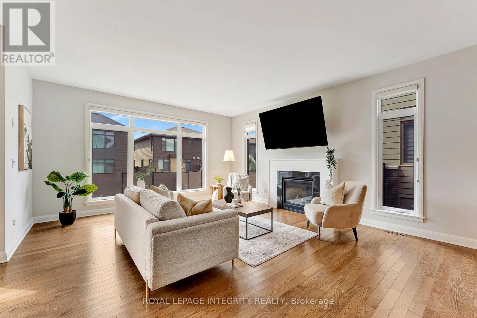 885 Moses Tennisco Street, Ottawa, Ontario  K1K 5A2 - Photo 5 - X12804350