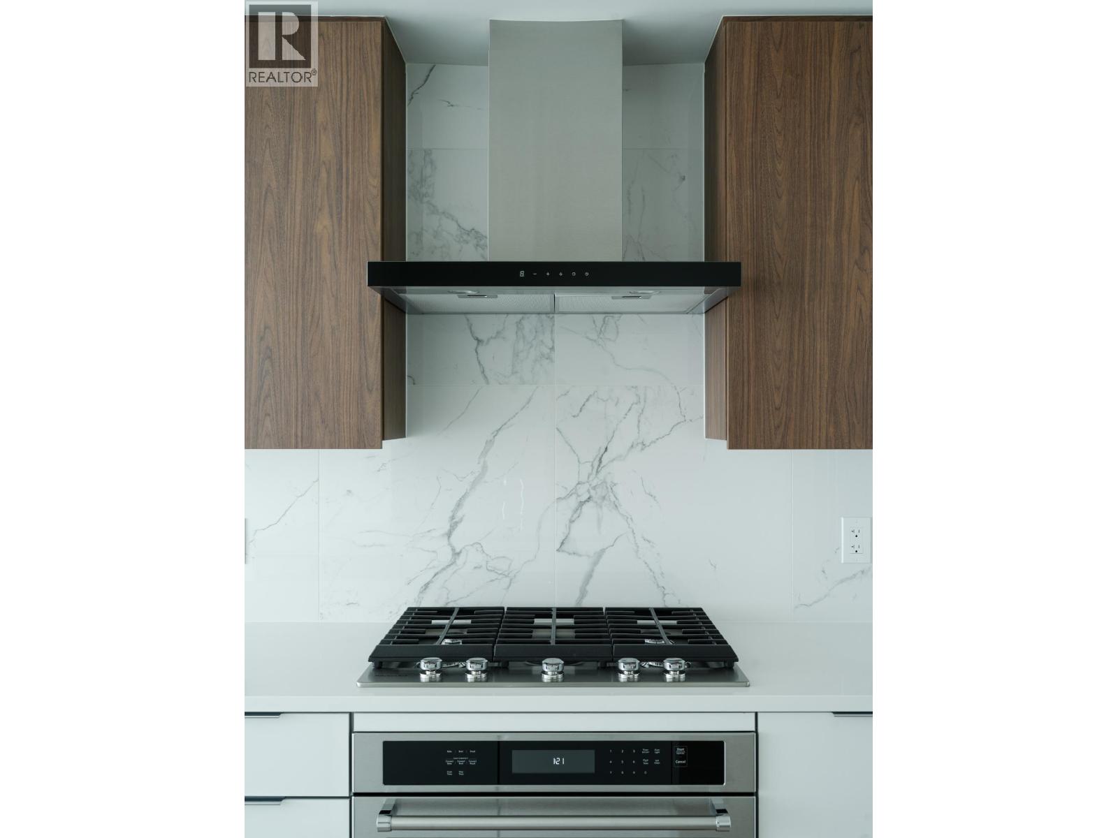 2402 7683 Park Crescent, Burnaby, British Columbia  V3N 0J4 - Photo 12 - R3091886