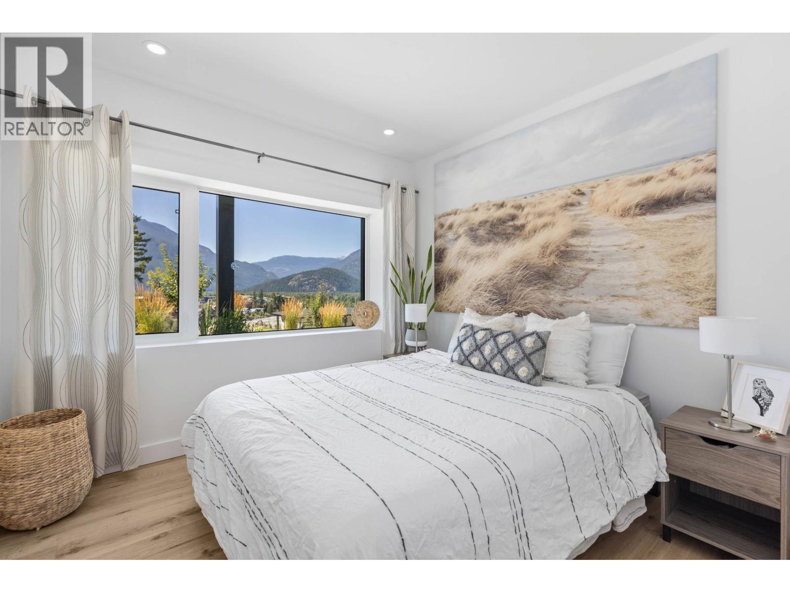 7676 Cerulean Drive, Pemberton, British Columbia  V0N 2L3 - Photo 25 - R3091854