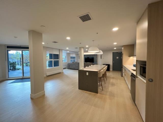 304 13458 95 Avenue, Surrey, British Columbia  V3V 0H1 - Photo 9 - R3091878