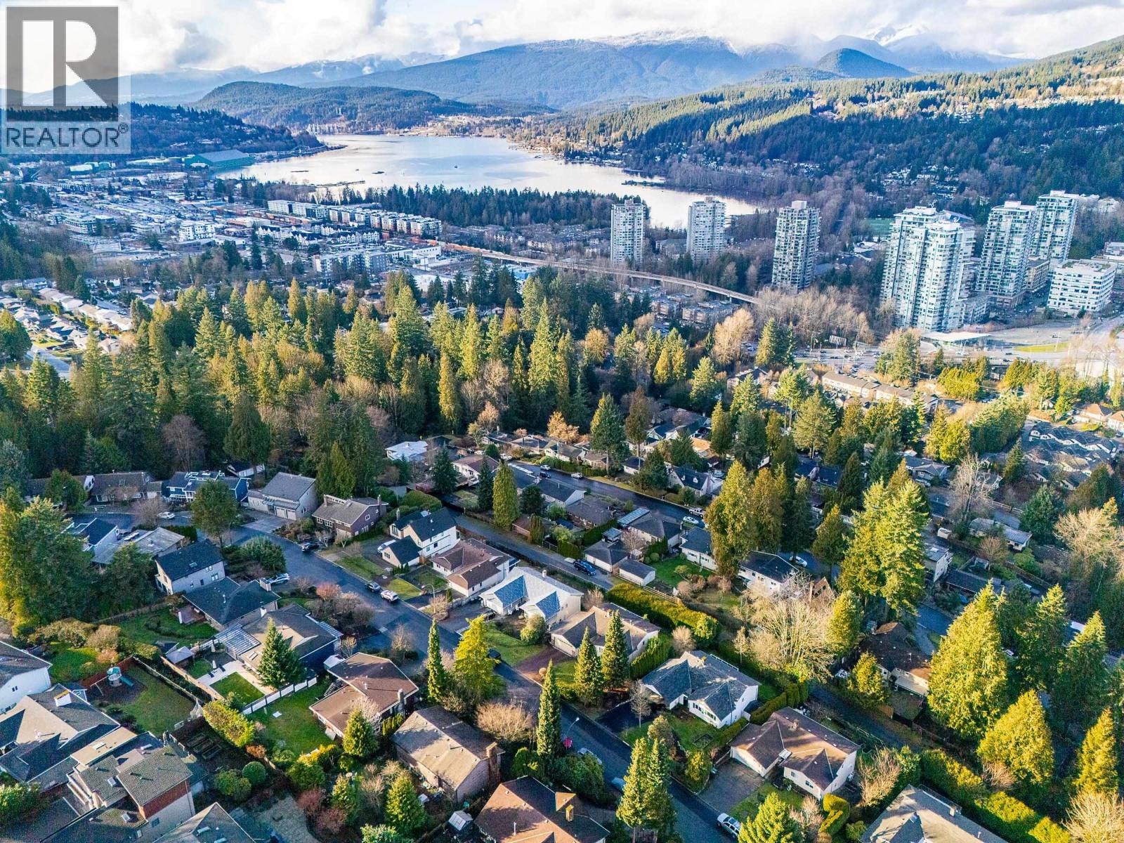 1063 Corona Crescent, Coquitlam, British Columbia  V3J 7J1 - Photo 39 - R3091015