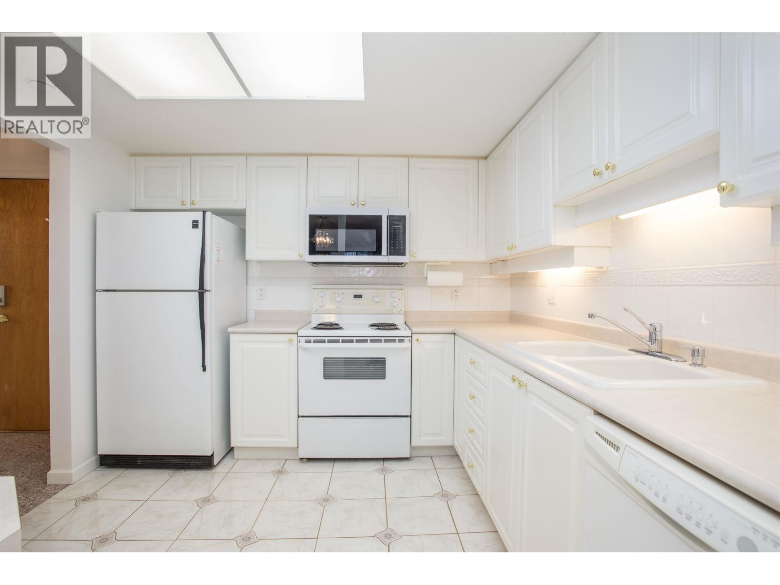 1003 1185 Quayside Drive, New Westminster, British Columbia  V3M 6T8 - Photo 14 - R3091497