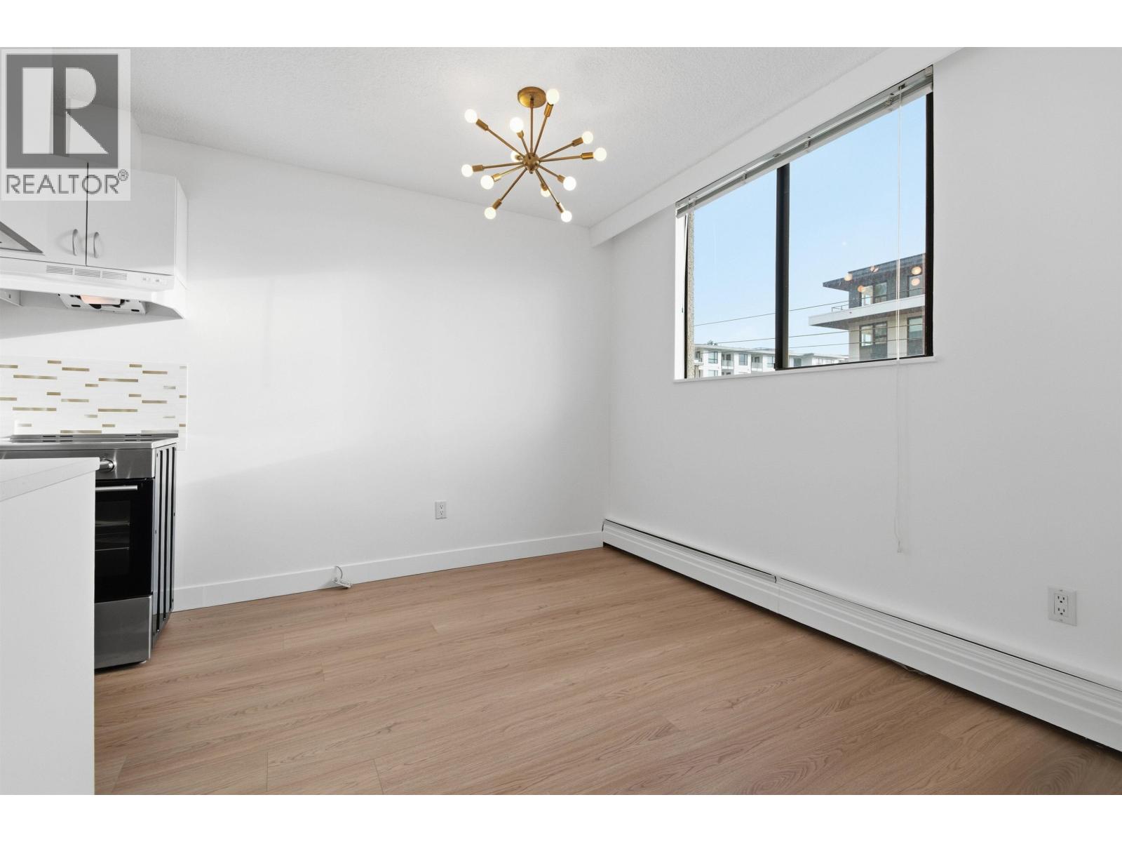 407 145 St. Georges Avenue, North Vancouver, British Columbia  V7L 3G8 - Photo 11 - R3091828