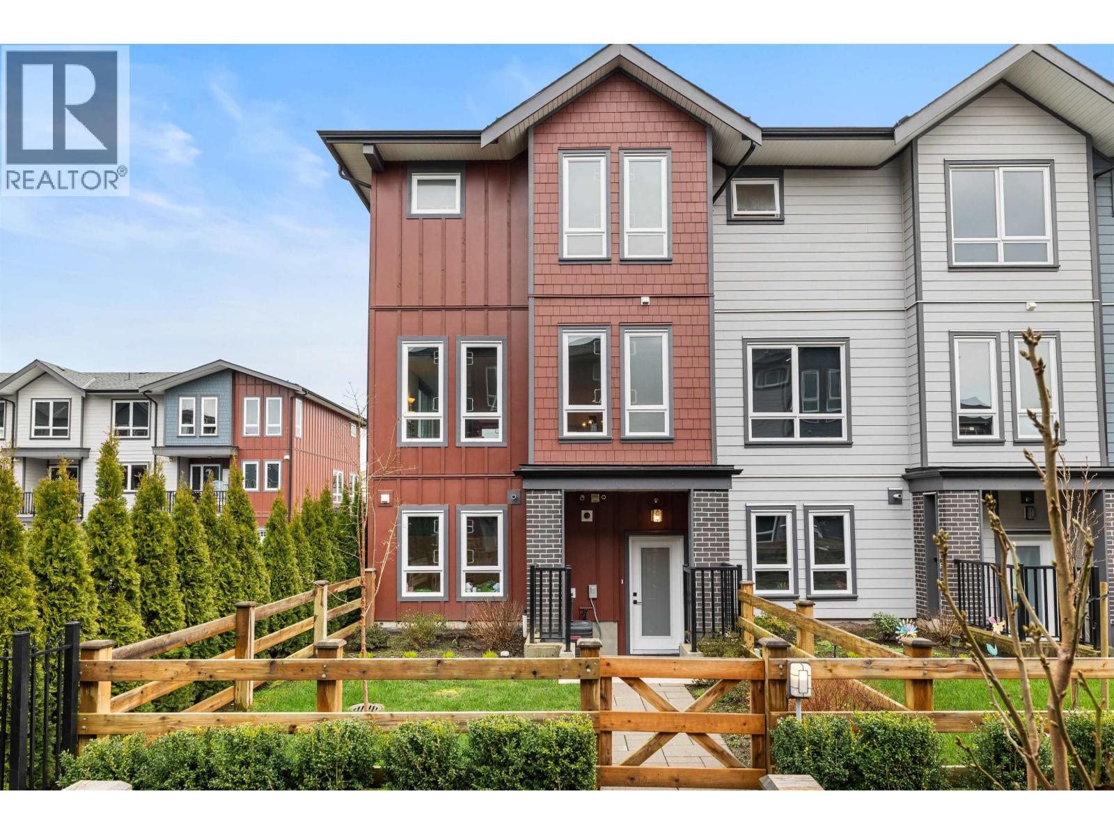 8 11851 232 STREET, Maple Ridge, British Columbia