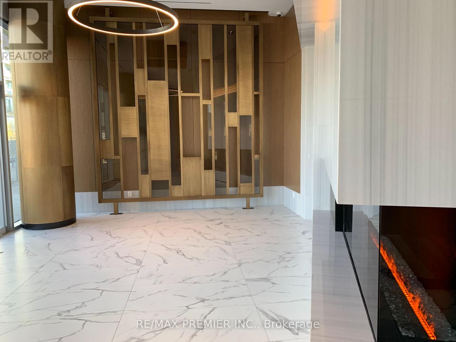 814 - 15 Queens Quay E, Toronto, Ontario  M5E 0A4 - Photo 13 - C12804316