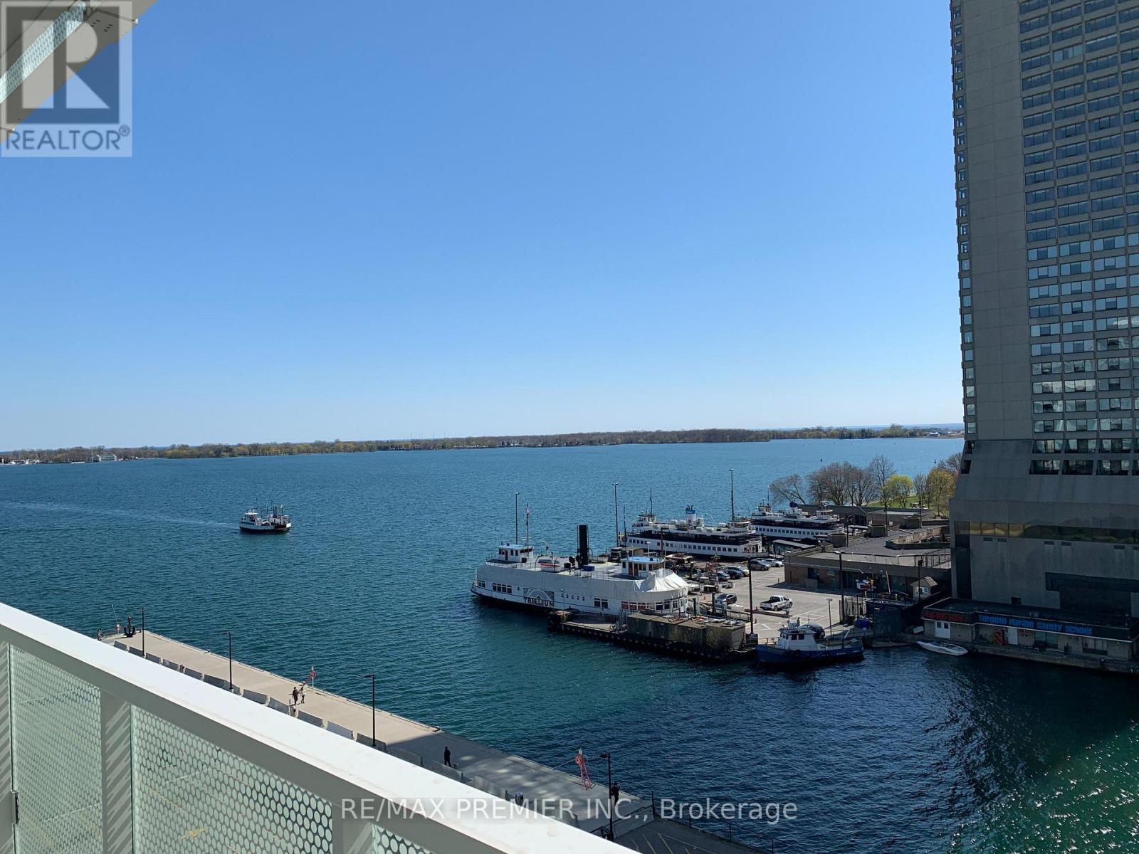814 - 15 Queens Quay E, Toronto, Ontario  M5E 0A4 - Photo 17 - C12804316