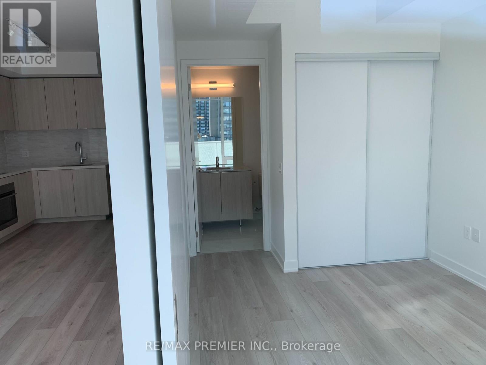 814 - 15 Queens Quay E, Toronto, Ontario  M5E 0A4 - Photo 22 - C12804316