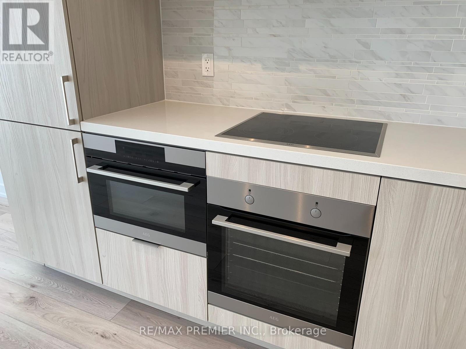 814 - 15 Queens Quay E, Toronto, Ontario  M5E 0A4 - Photo 27 - C12804316