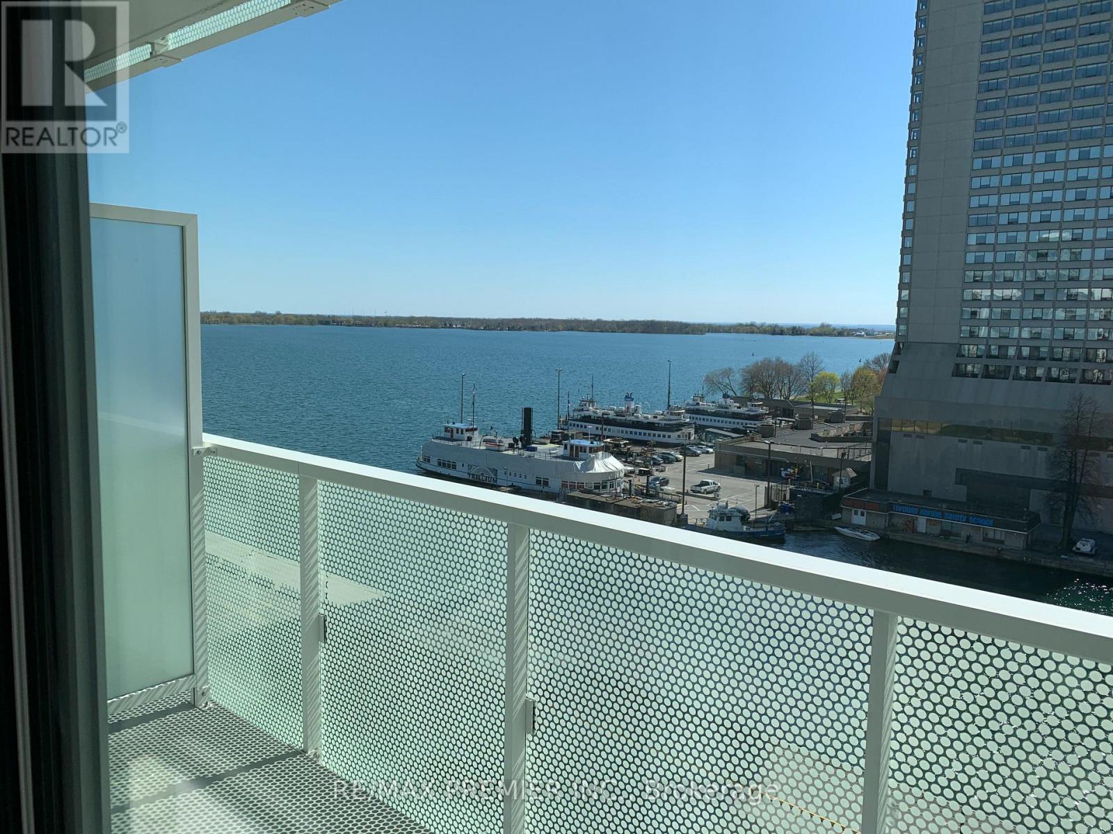 814 - 15 Queens Quay E, Toronto, Ontario  M5E 0A4 - Photo 7 - C12804316