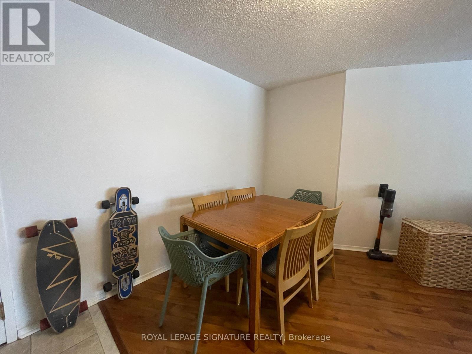 604 - 260 Queens Quay W, Toronto, Ontario  M5J 2N3 - Photo 7 - C12804348