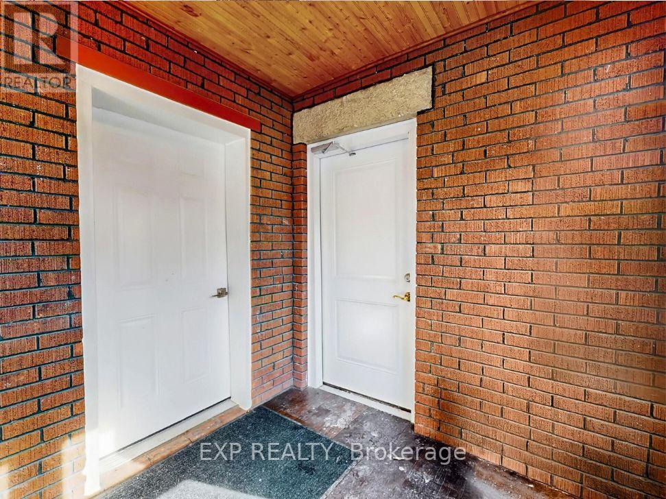 200 Waterloo Avenue, Guelph, Ontario  N1H 3J5 - Photo 4 - X12795040