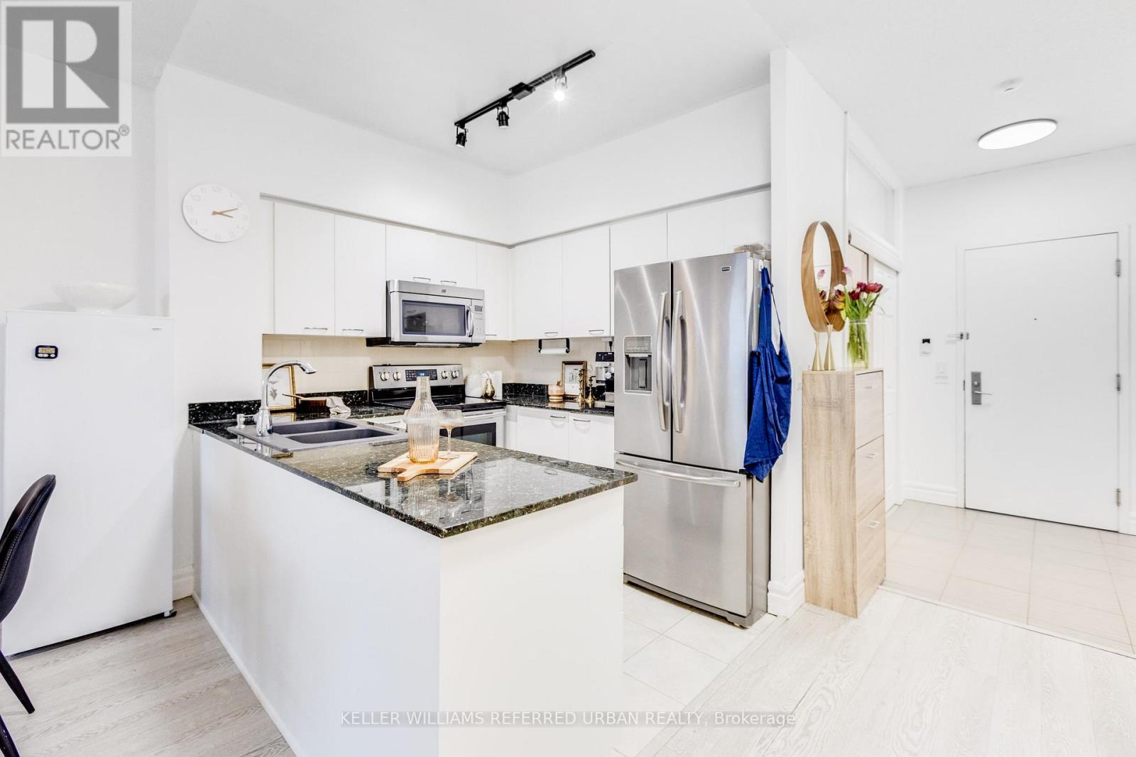 116 - 48 Suncrest Boulevard, Markham, Ontario  L3T 7Y5 - Photo 8 - N12804322