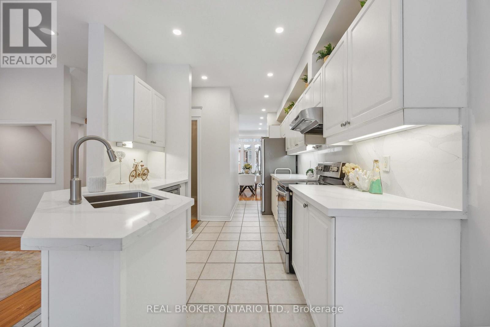 66 - 255 Shaftsbury Avenue, Richmond Hill, Ontario  L4C 0L9 - Photo 17 - N12804330