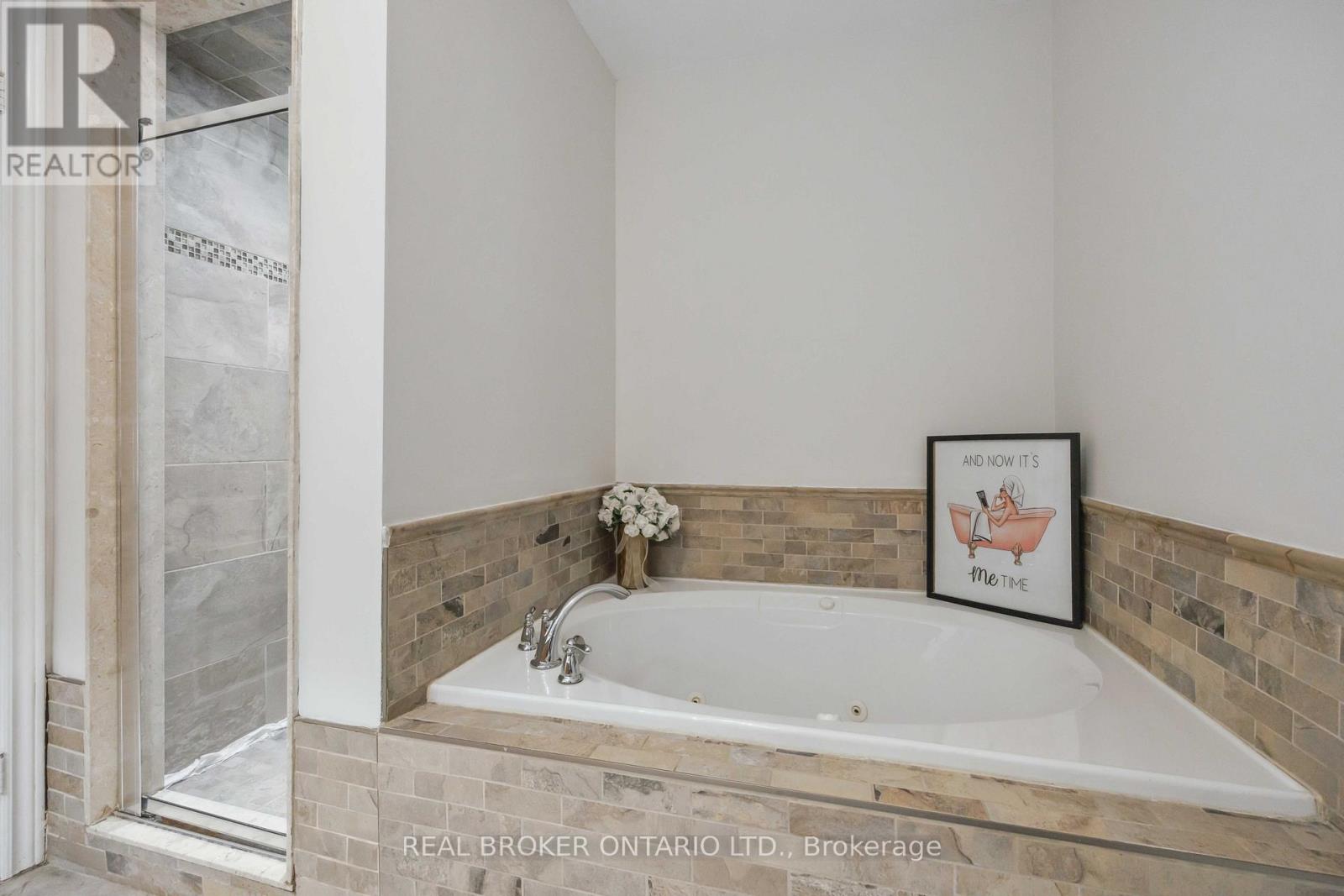 66 - 255 Shaftsbury Avenue, Richmond Hill, Ontario  L4C 0L9 - Photo 39 - N12804330