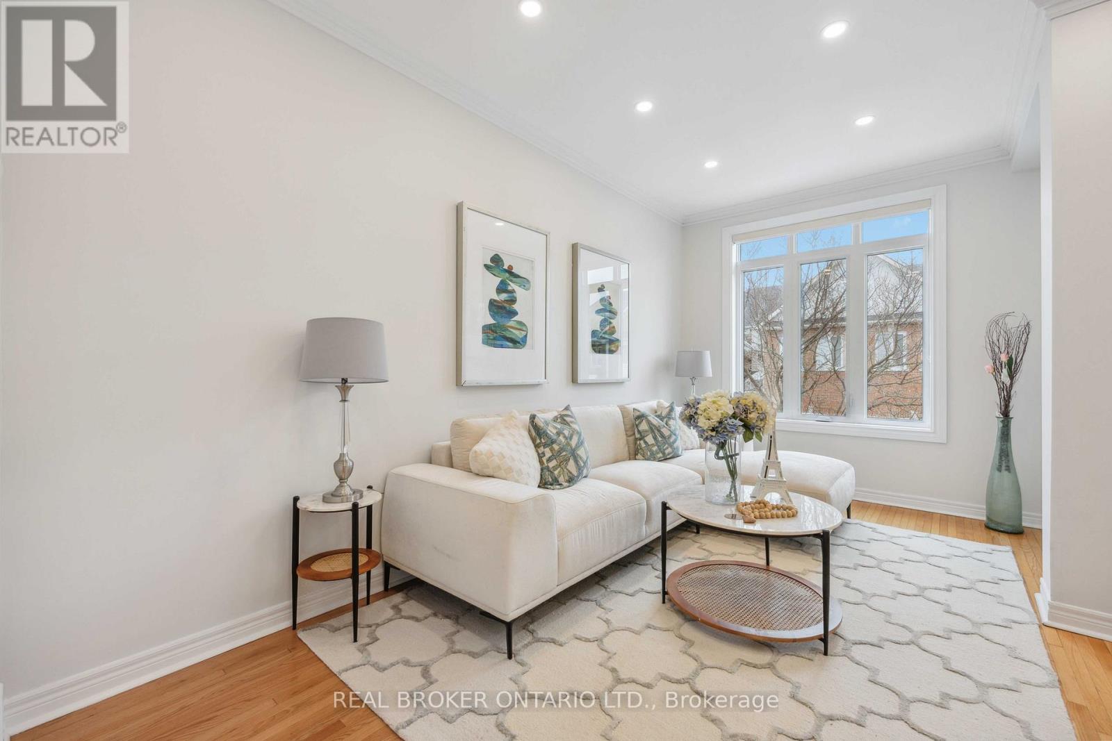 66 - 255 Shaftsbury Avenue, Richmond Hill, Ontario  L4C 0L9 - Photo 4 - N12804330