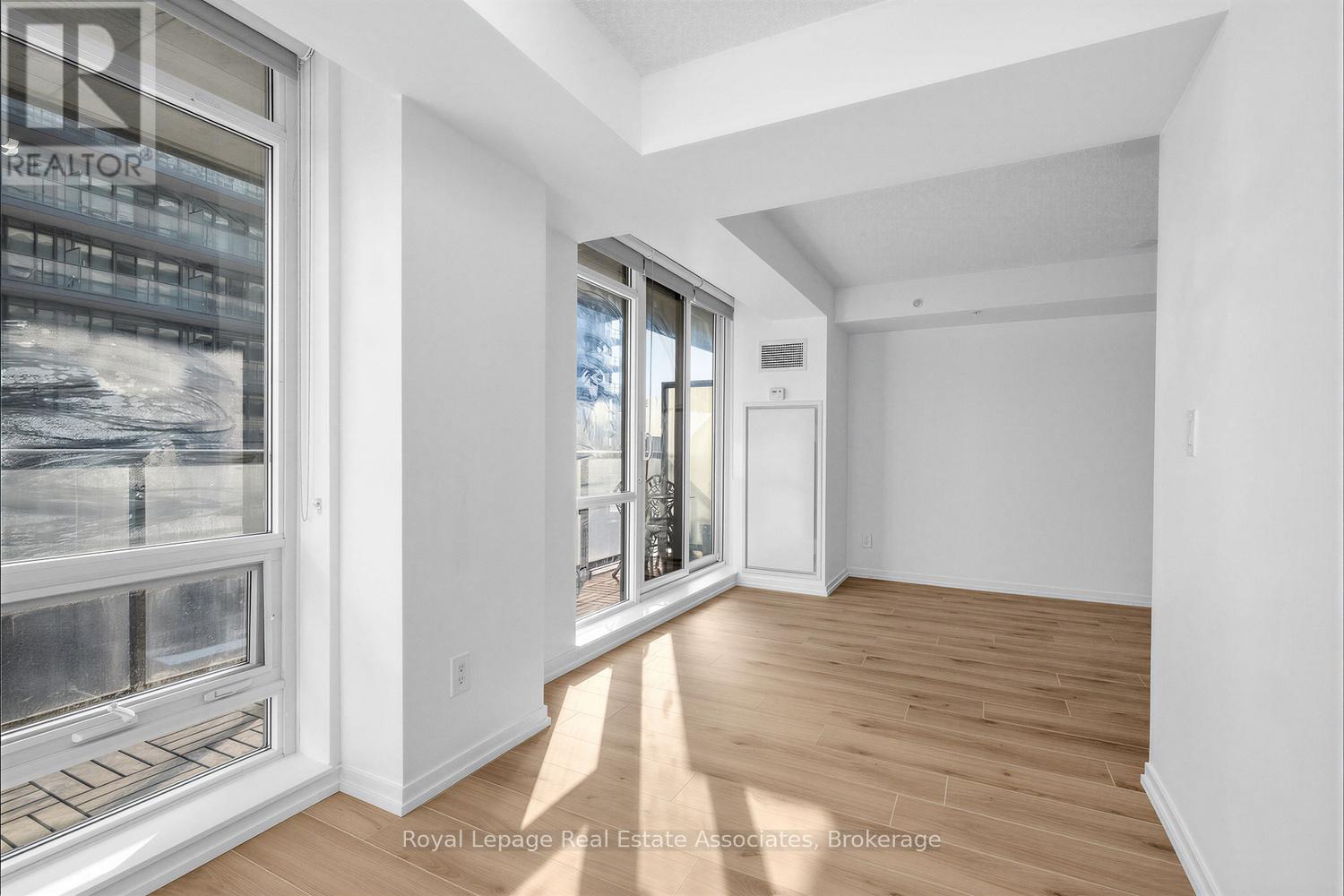 504 - 20 Joe Shuster Way, Toronto, Ontario  M6K 0A3 - Photo 14 - W12804304