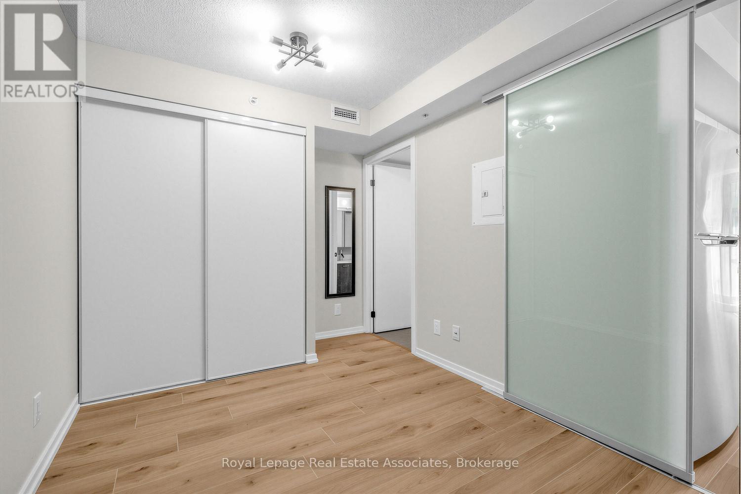 504 - 20 Joe Shuster Way, Toronto, Ontario  M6K 0A3 - Photo 15 - W12804304