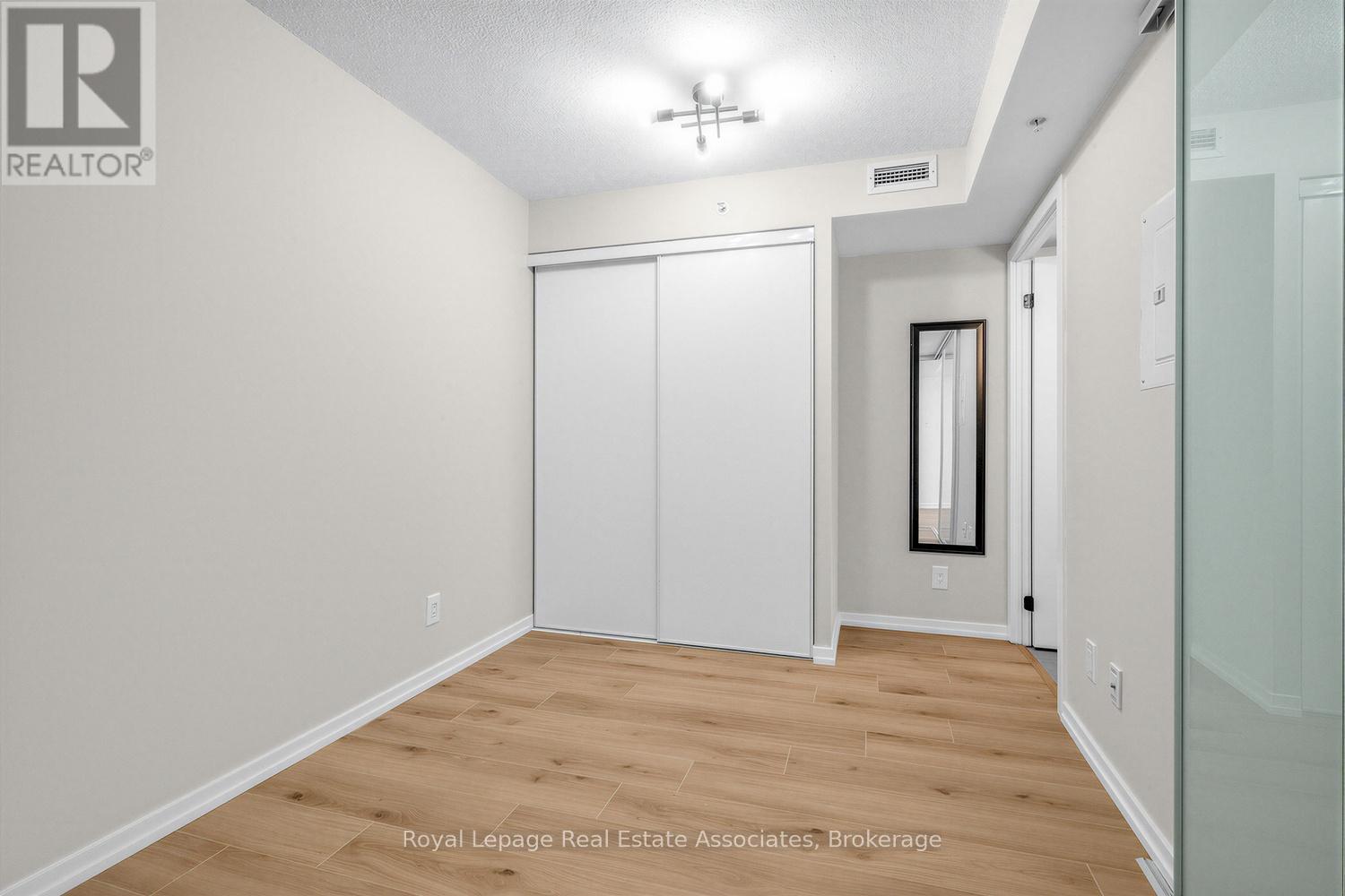 504 - 20 Joe Shuster Way, Toronto, Ontario  M6K 0A3 - Photo 17 - W12804304