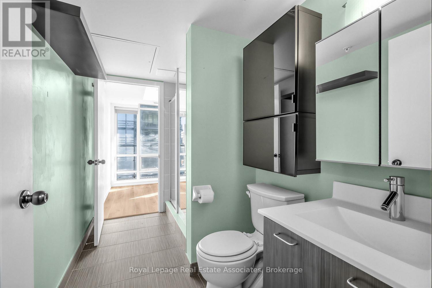 504 - 20 Joe Shuster Way, Toronto, Ontario  M6K 0A3 - Photo 18 - W12804304