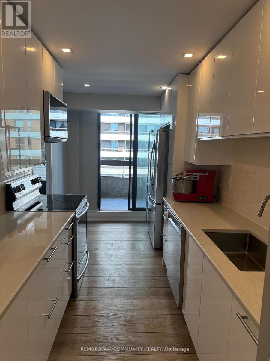 811 - 80 Quebec Avenue, Toronto, Ontario  M6P 4B7 - Photo 10 - W12804314