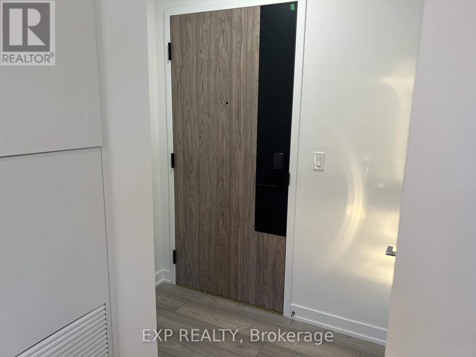 625 - 1007 The Queensway, Toronto, Ontario  M8Z 0H4 - Photo 11 - W12804324