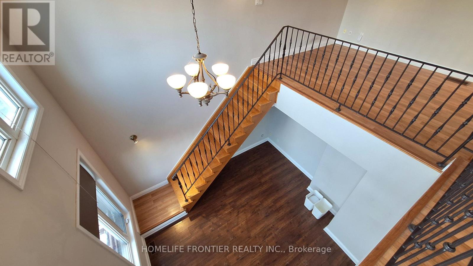 103 - 3545 Lakeshore Boulevard W, Toronto, Ontario  M8W 1P4 - Photo 11 - W12804336