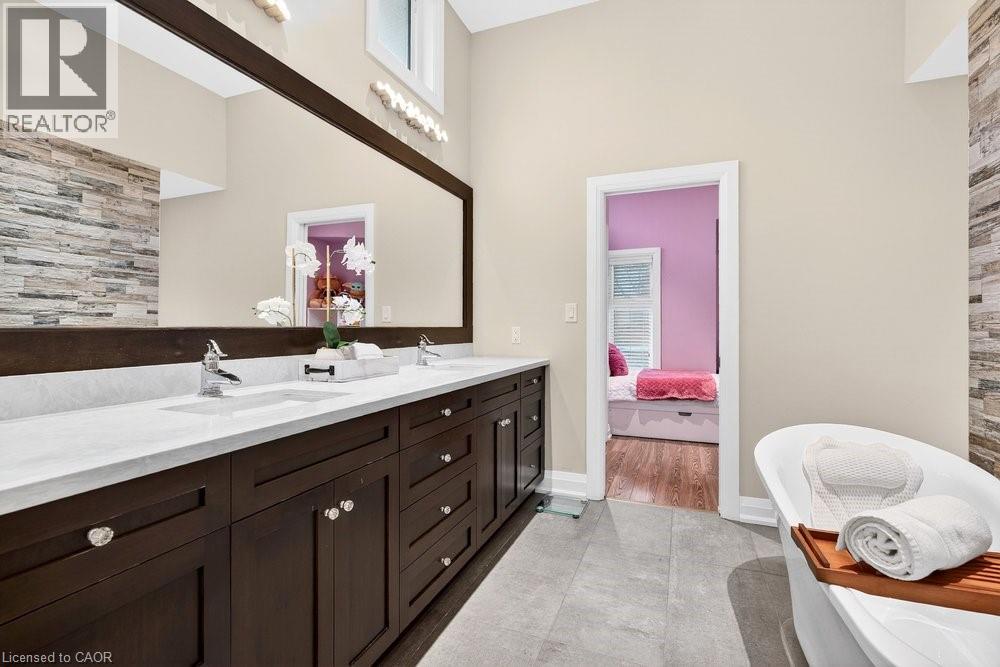 746 Quaker Road, Welland, Ontario  L3C 3H4 - Photo 29 - 40806267