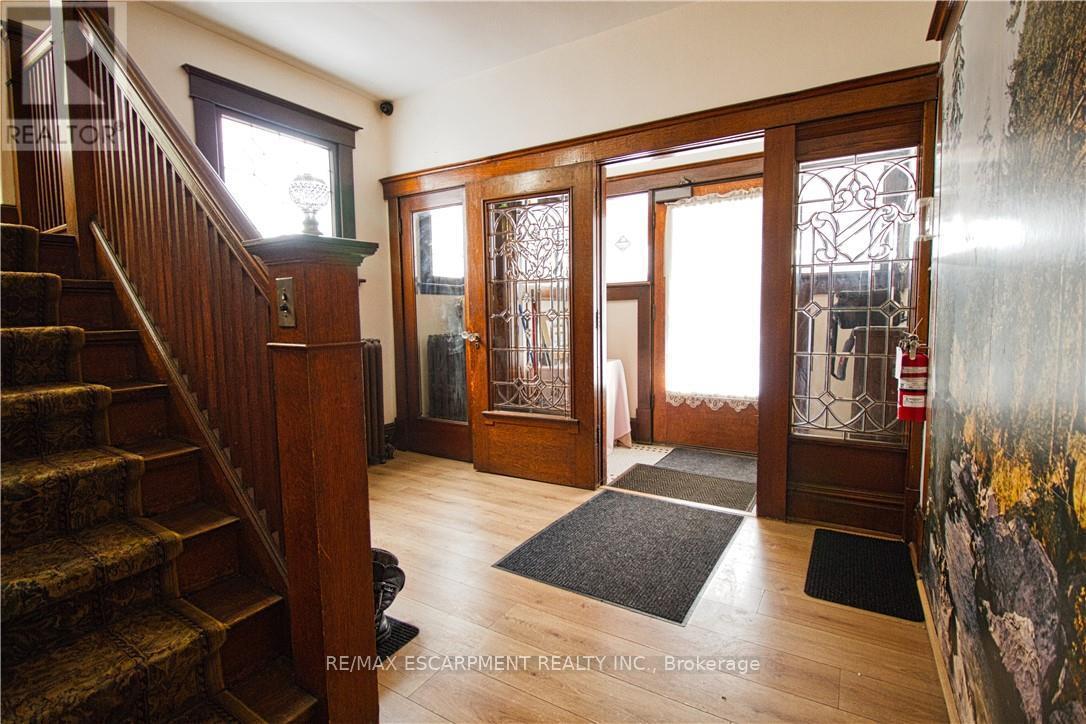 3 - 22 Blake Street, Hamilton, Ontario  L8M 2S5 - Photo 5 - X12804340