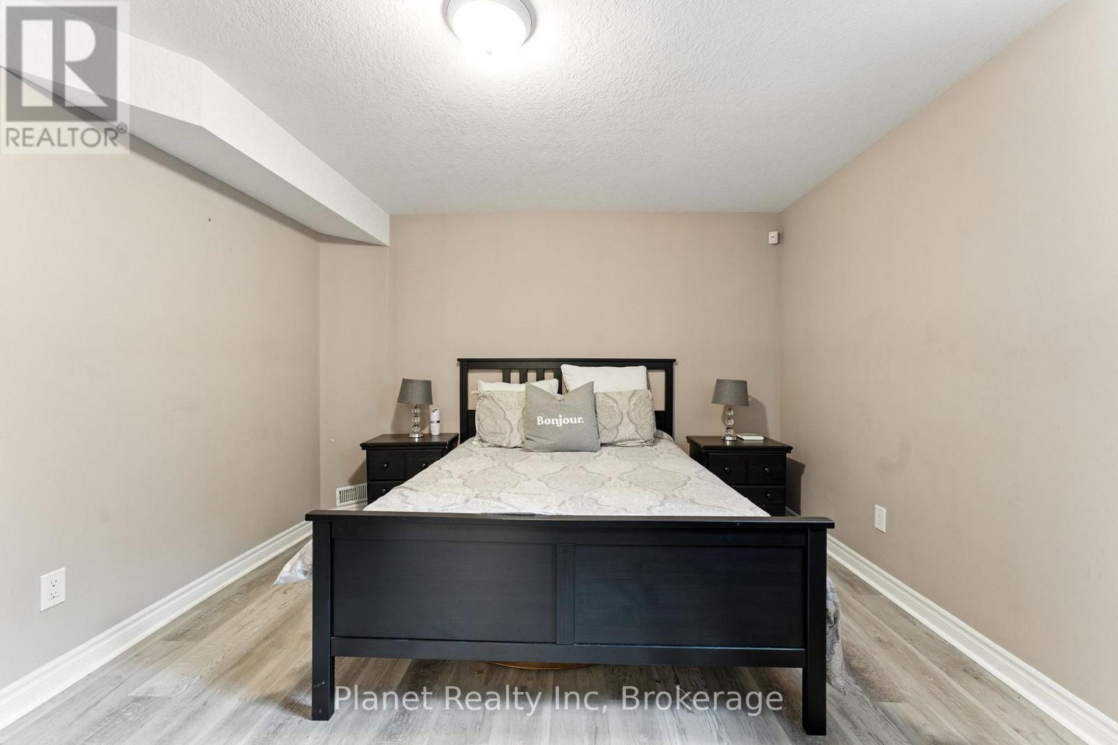 63 Truesdale Crescent, Guelph, Ontario  N1G 5H3 - Photo 34 - X12804426