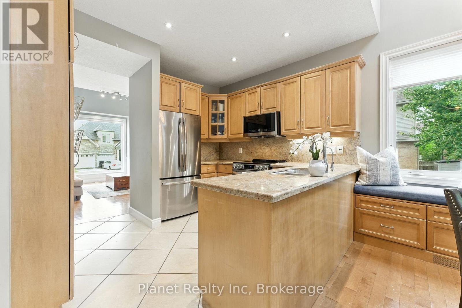 63 Truesdale Crescent, Guelph, Ontario  N1G 5H3 - Photo 7 - X12804426