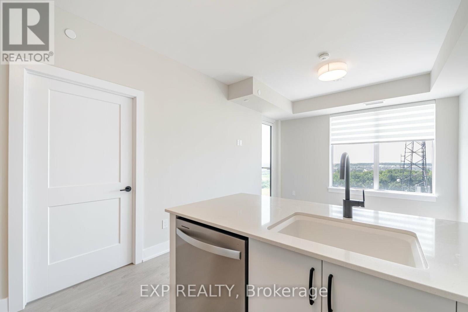 1109 - 3220 William Coltson Avenue, Oakville, Ontario  L6H 7C2 - Photo 6 - W12800828