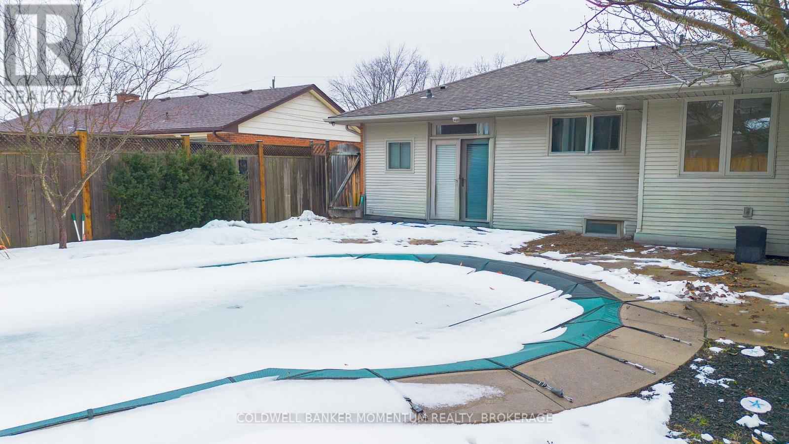 984 Plantation Road, London North, Ontario  N6H 2Y4 - Photo 11 - X12803520