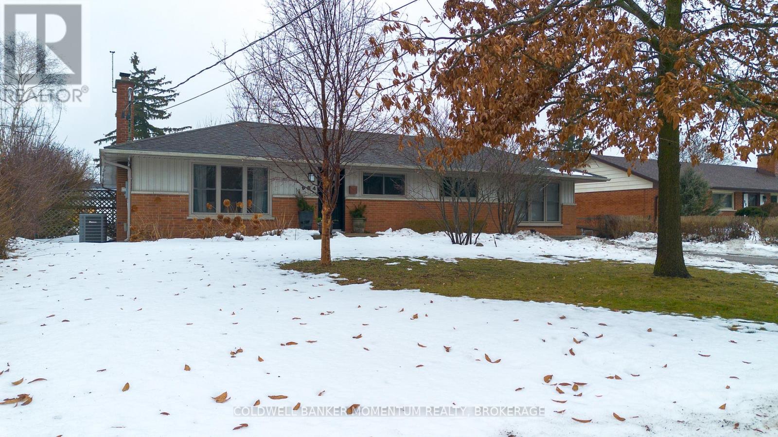 984 Plantation Road, London North, Ontario  N6H 2Y4 - Photo 4 - X12803520