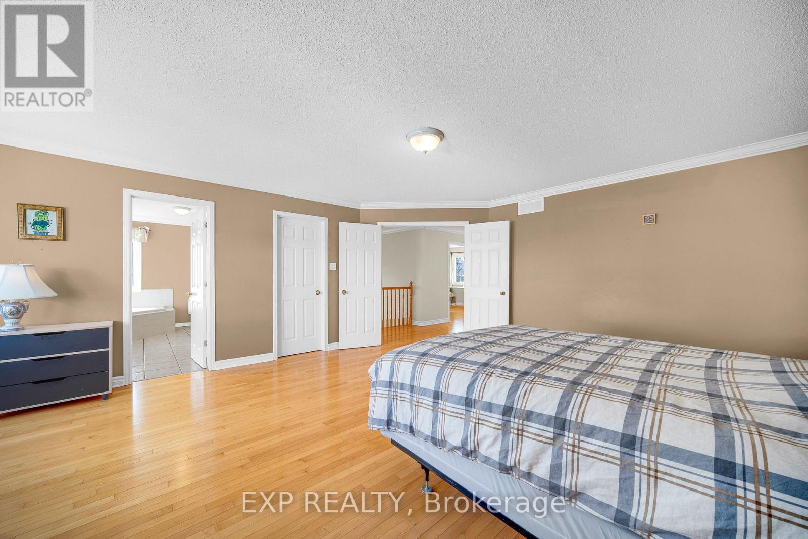 166 Hemlo Crescent, Ottawa, Ontario  K2T 1E4 - Photo 21 - X12804366