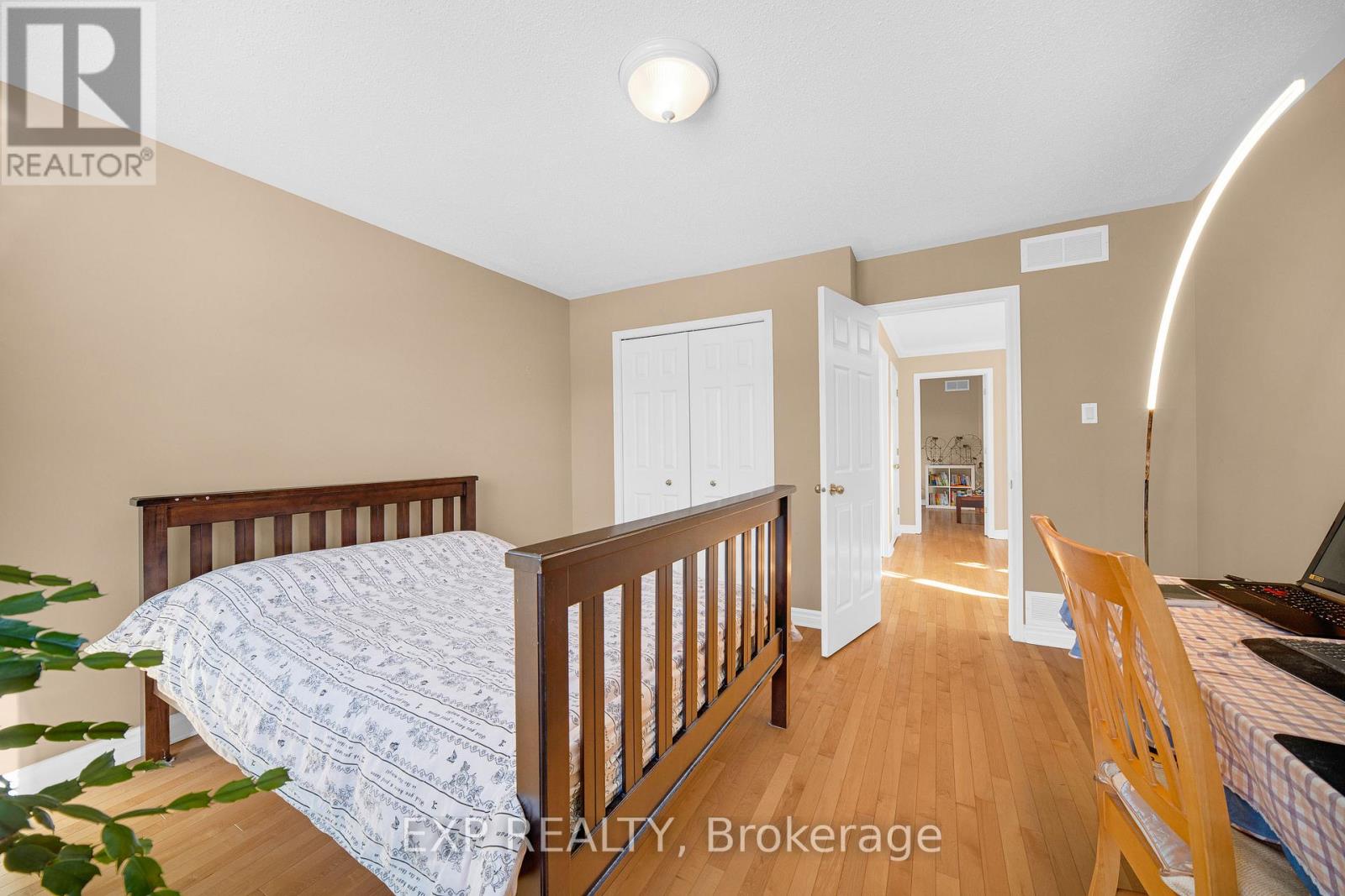 166 Hemlo Crescent, Ottawa, Ontario  K2T 1E4 - Photo 33 - X12804366