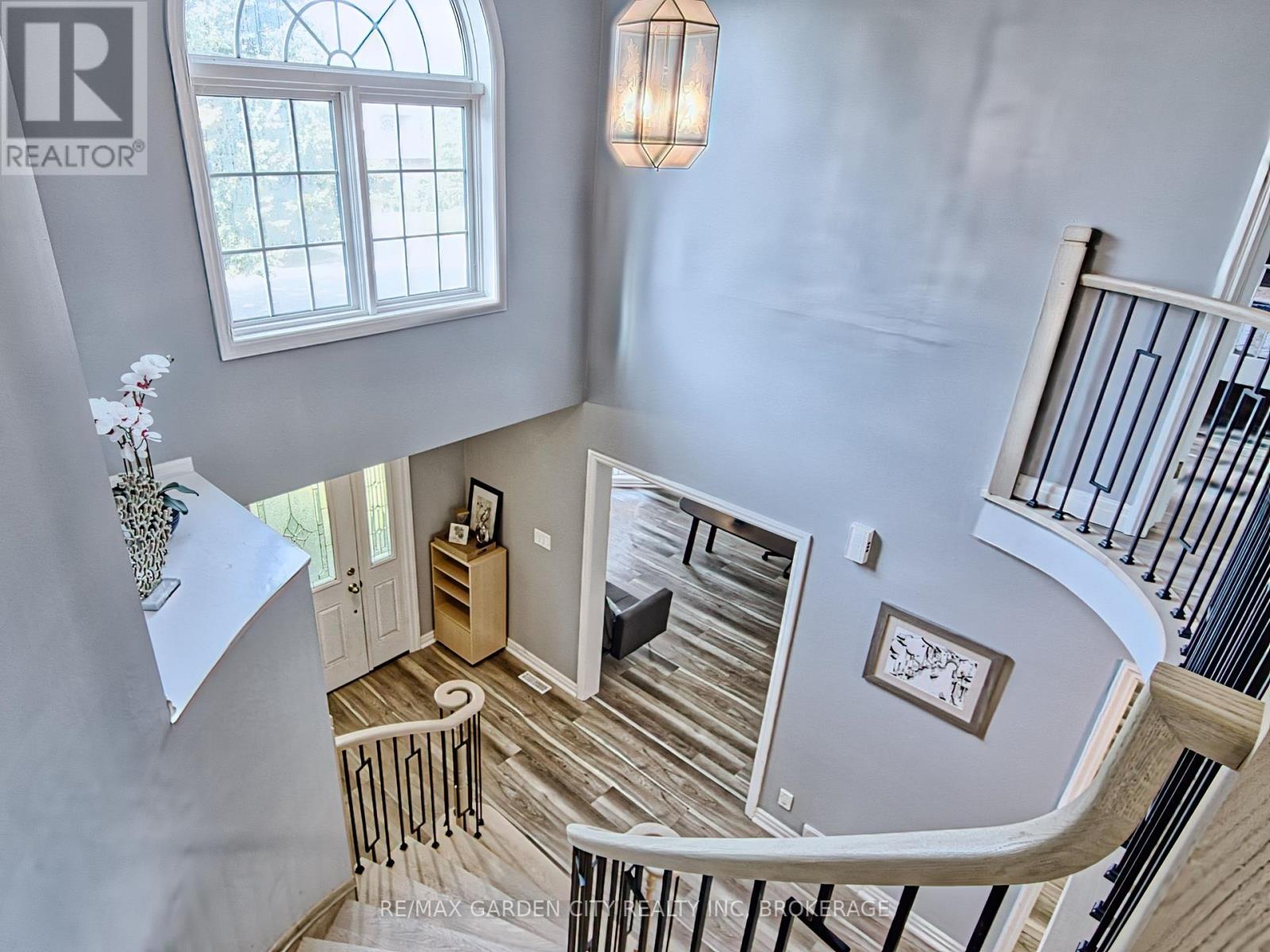 20 Chessington Street, St. Catharines, Ontario  L2S 3R4 - Photo 26 - X12804406