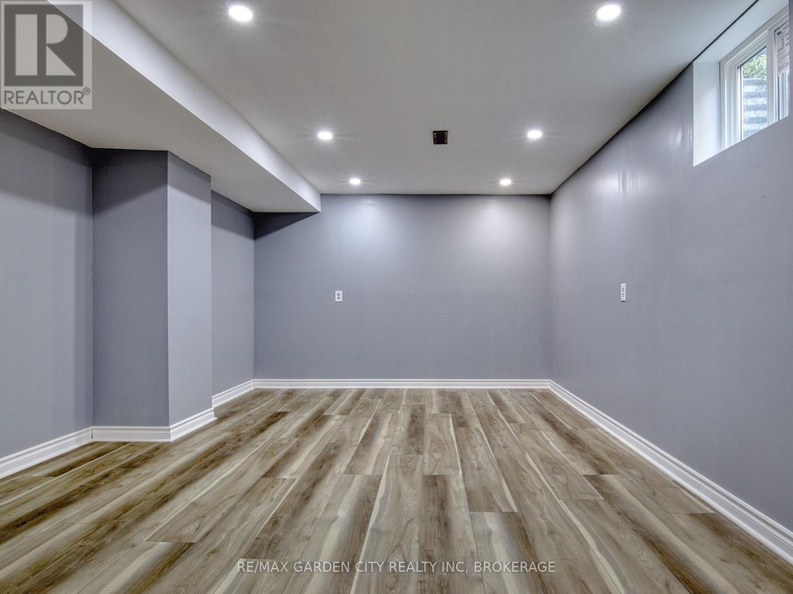 20 Chessington Street, St. Catharines, Ontario  L2S 3R4 - Photo 31 - X12804406