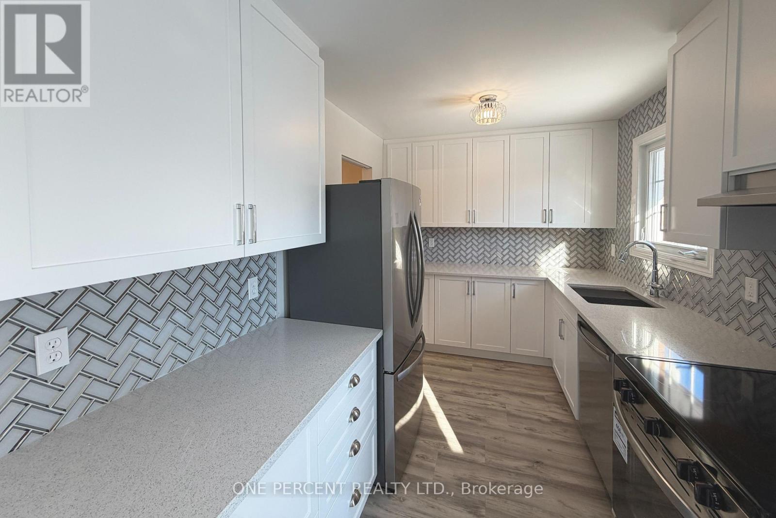 1511 Fisher Avenue, Ottawa, Ontario  K2C 3M8 - Photo 36 - X12800640