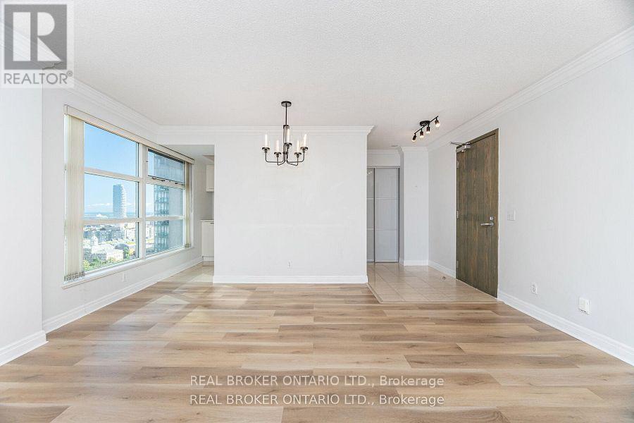 2301 - 50 Lombard Street, Toronto, Ontario  M5C 2X4 - Photo 12 - C12804380