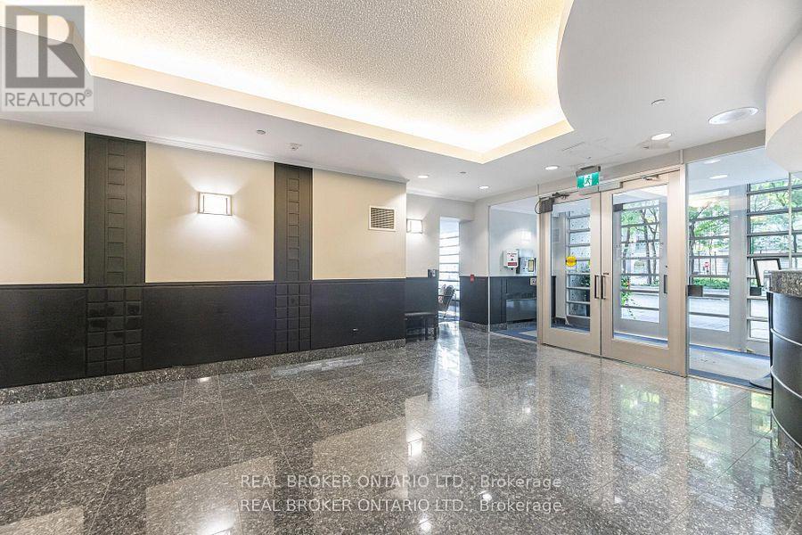 2301 - 50 Lombard Street, Toronto, Ontario  M5C 2X4 - Photo 40 - C12804380