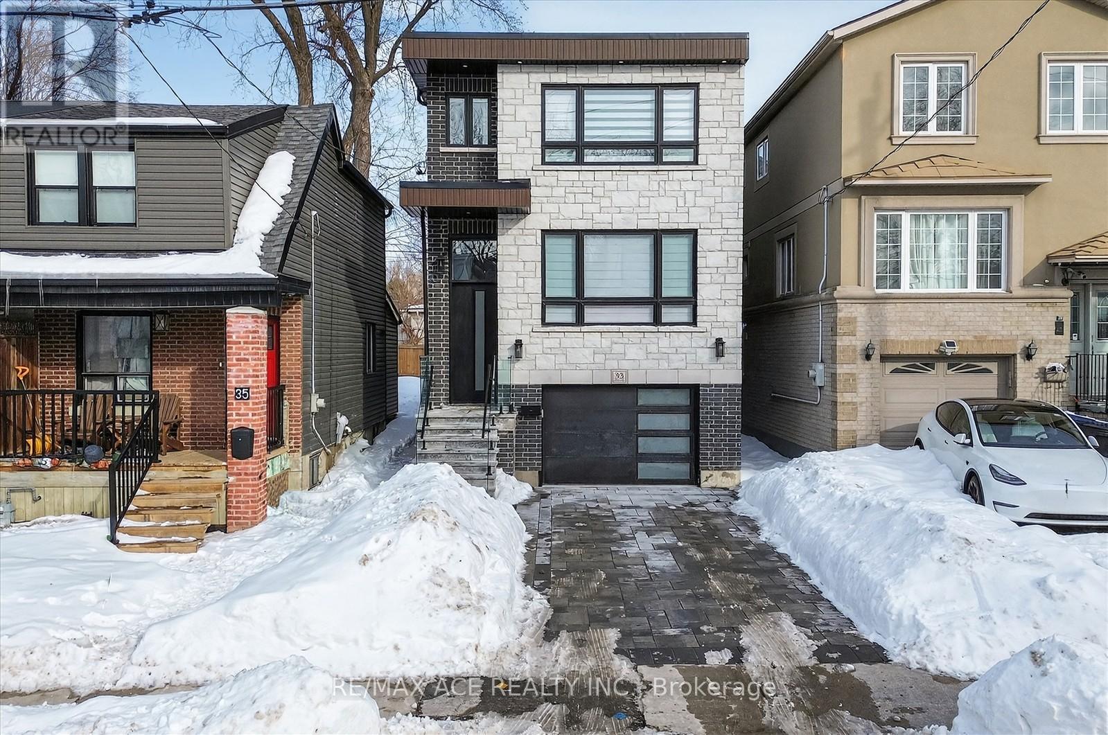 33 August Avenue, Toronto, Ontario  M1L 3M8 - Photo 2 - E12804356