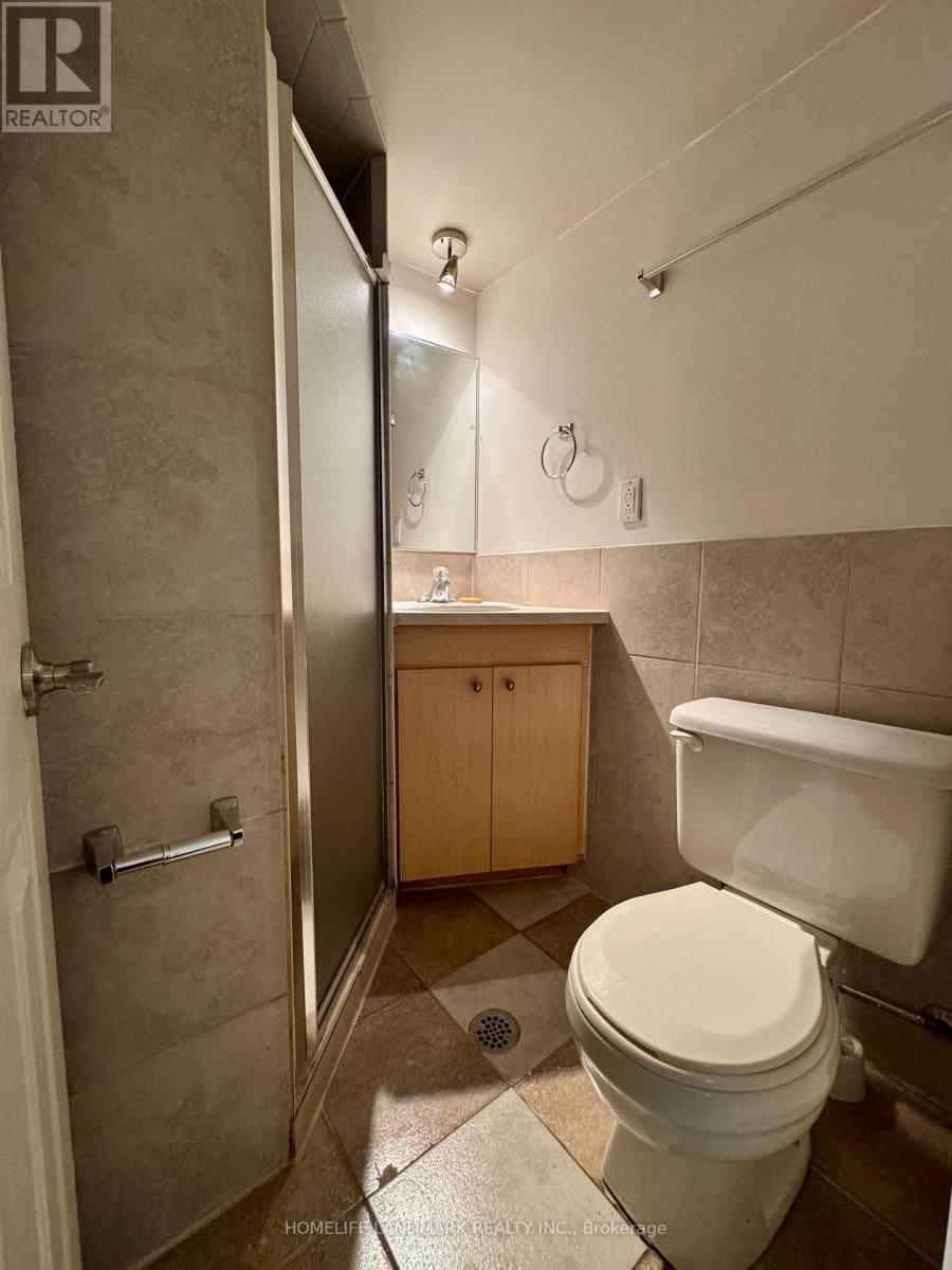 1138 Woodbine Avenue, Toronto, Ontario  M4C 4C8 - Photo 15 - E12804388