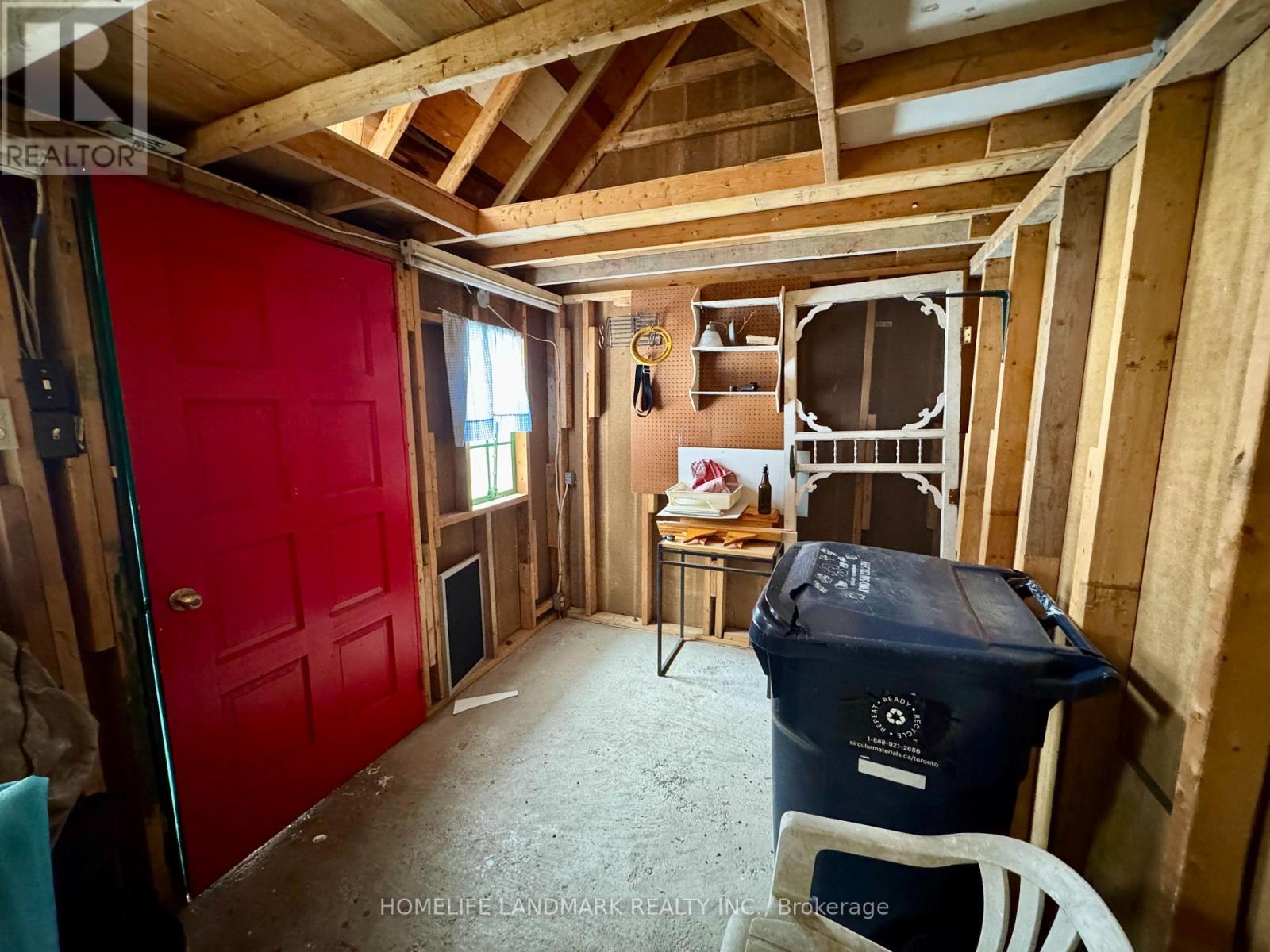 1138 Woodbine Avenue, Toronto, Ontario  M4C 4C8 - Photo 19 - E12804388