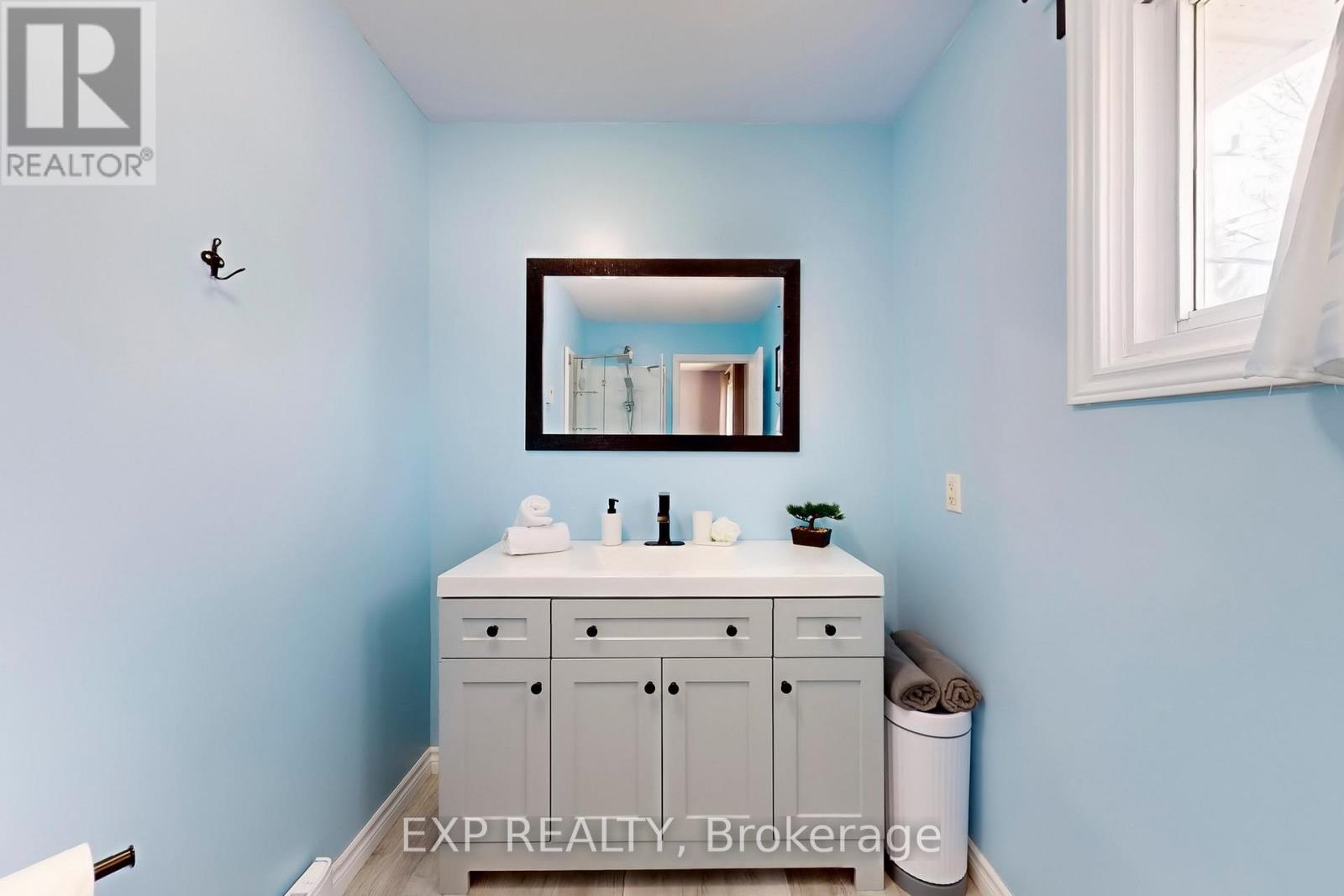 367 Adeline Drive, Georgina, Ontario  L4P 3C4 - Photo 18 - N12804392