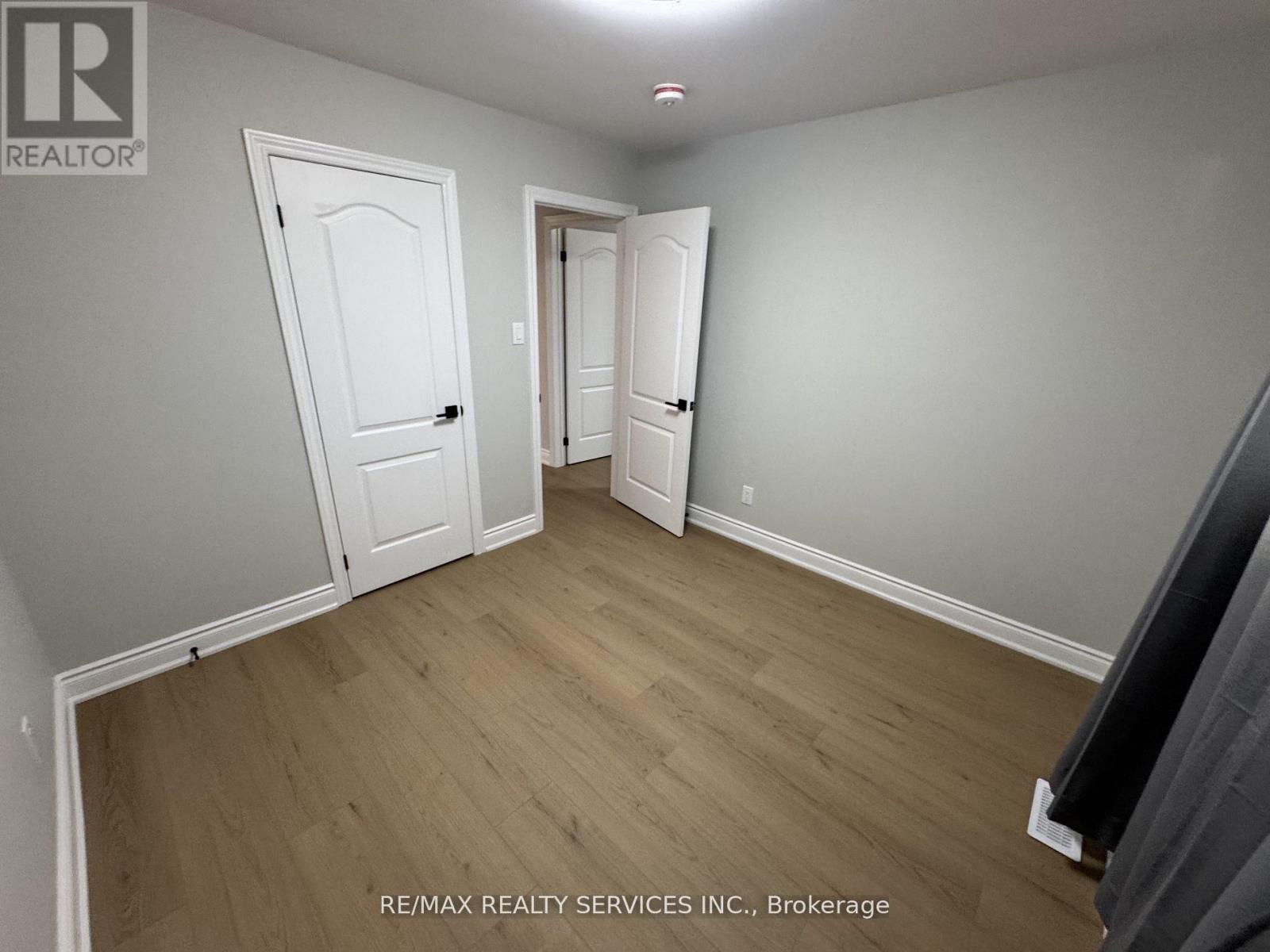 Upper - 41 Maclaren Avenue, Barrie (Painswick North), Ontario  L4N 3Y1 - Photo 10 - S12804390