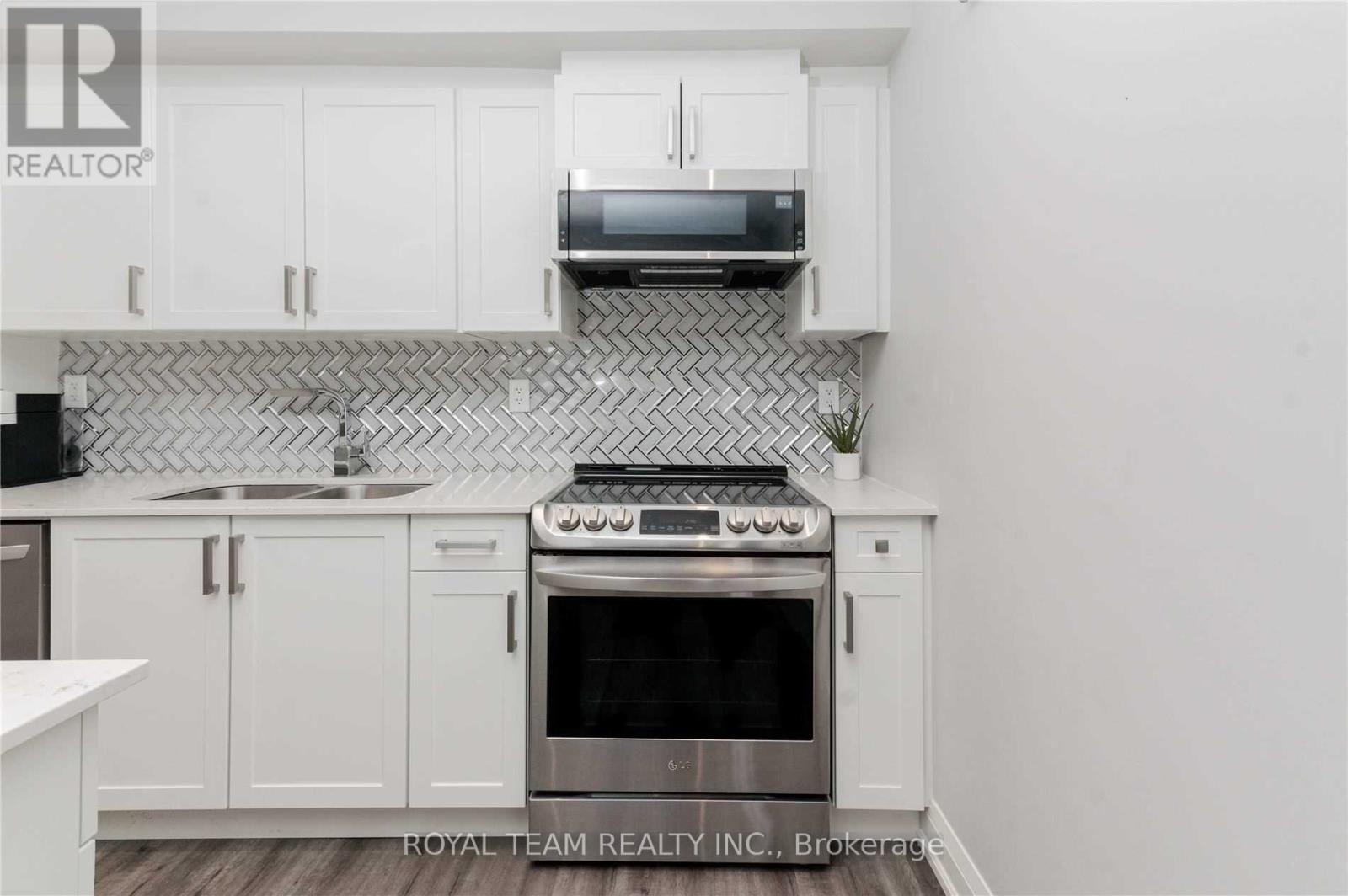 25 Kodiak Terrace, Barrie, Ontario  L9J 0J4 - Photo 15 - S12804418