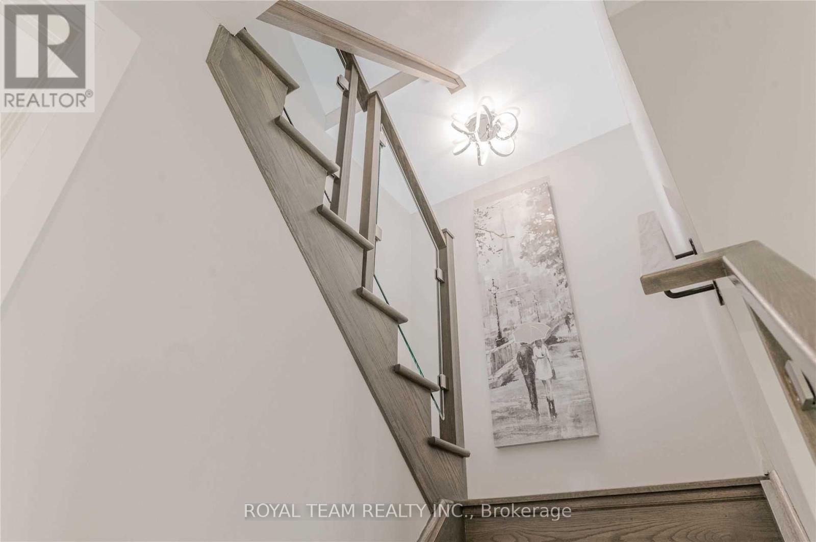 25 Kodiak Terrace, Barrie, Ontario  L9J 0J4 - Photo 8 - S12804418