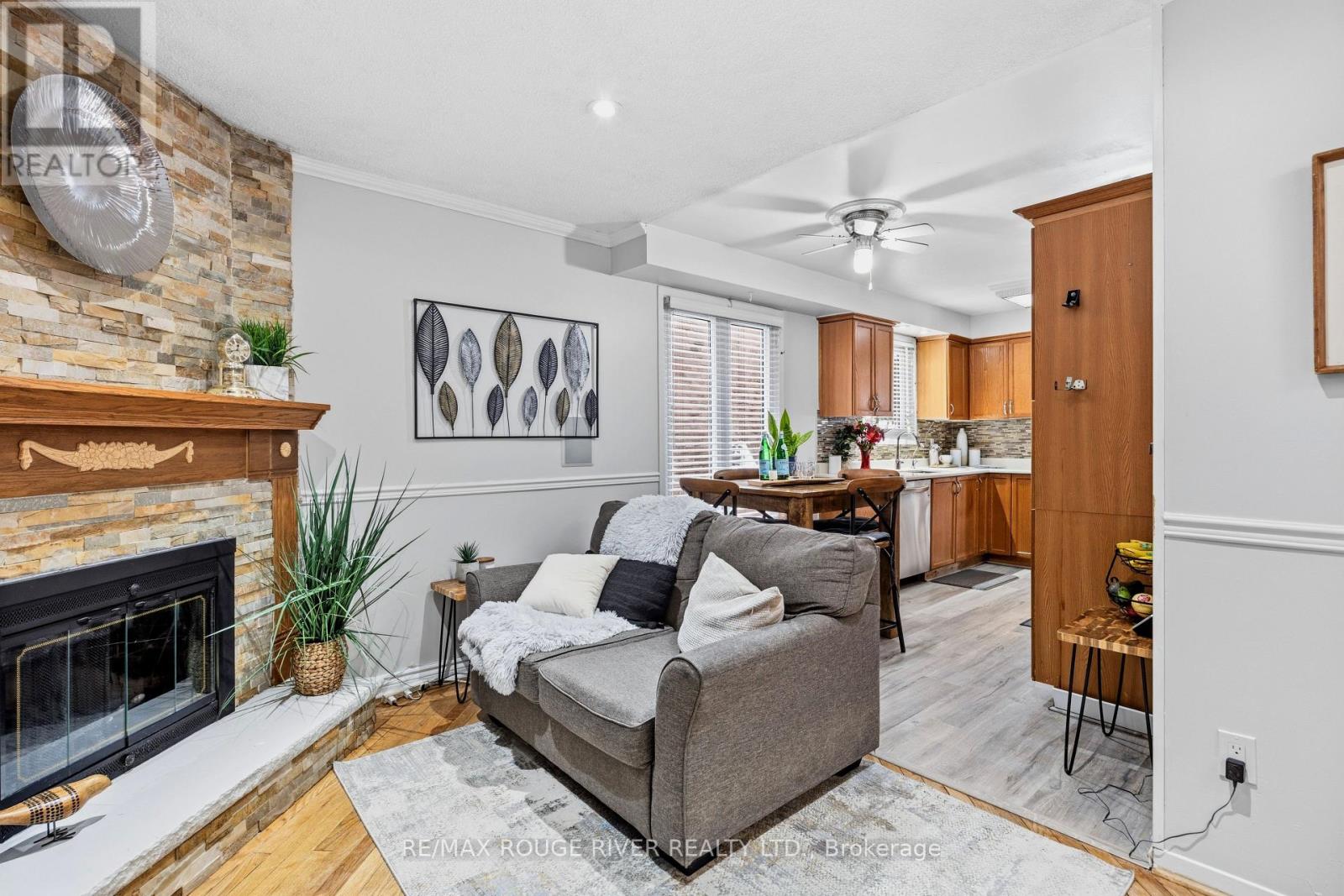 767 Hampton Court, Pickering, Ontario  L1W 3M3 - Photo 17 - E12804370